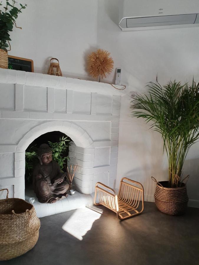 Une Nuit A Bali - Appartement Cocooning Solliès-Toucas Exteriör bild